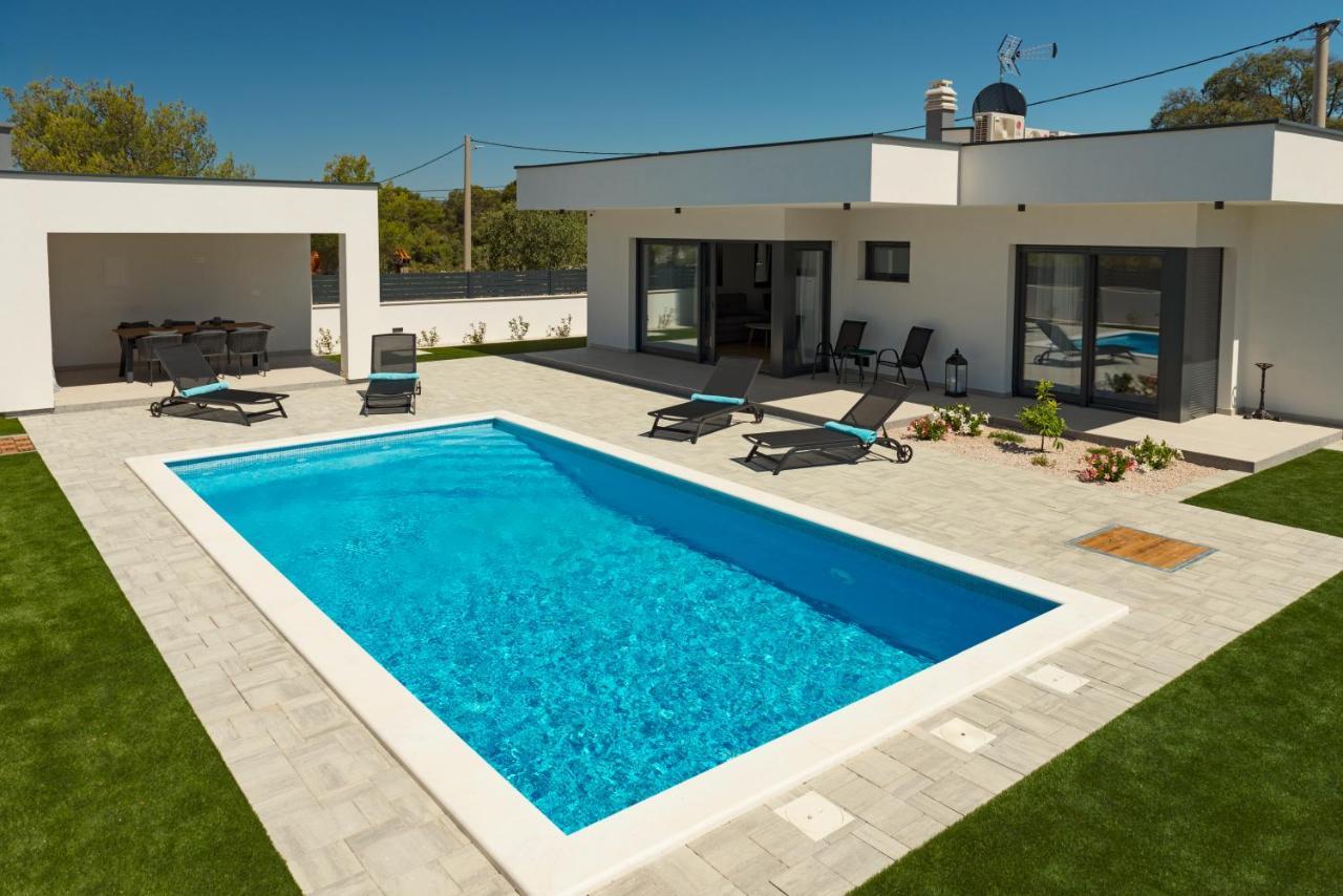 Villa Abelia Pirovac